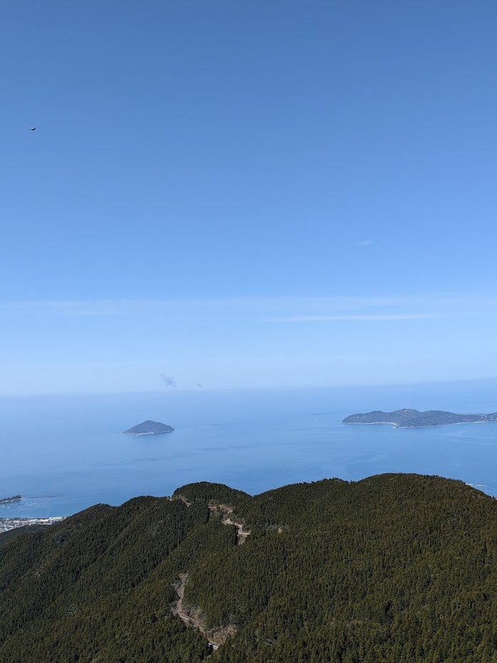 展望台から糸島の海を望む