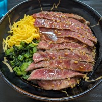 阿蘇谷内牧温泉で食べた赤牛ステーキ丼