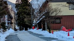 ■今日の一枚：大山寺の朝、冷機漂う朝でした、画面奥に三鈷峰が見える